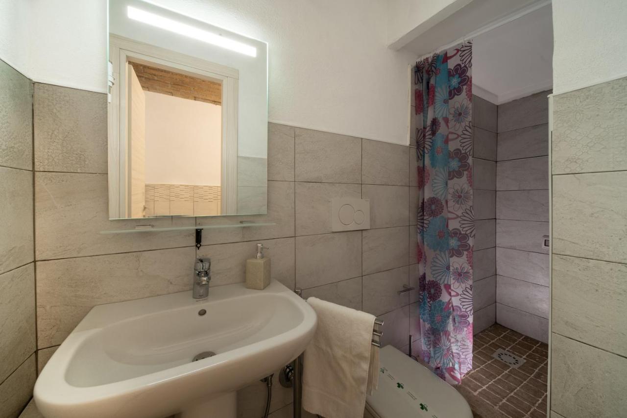 Appartamento Porta Pia Рим Екстериор снимка